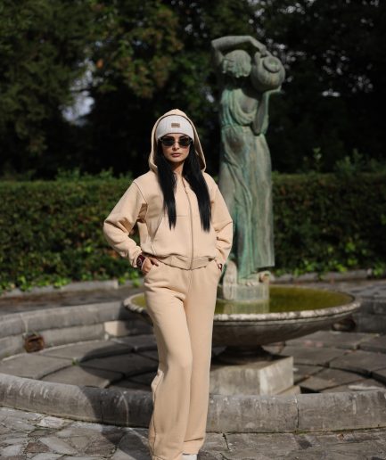 Royal Peach Zip Outfit